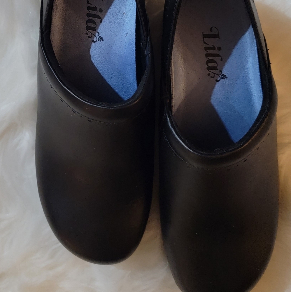 Lila Women's Work Shoes